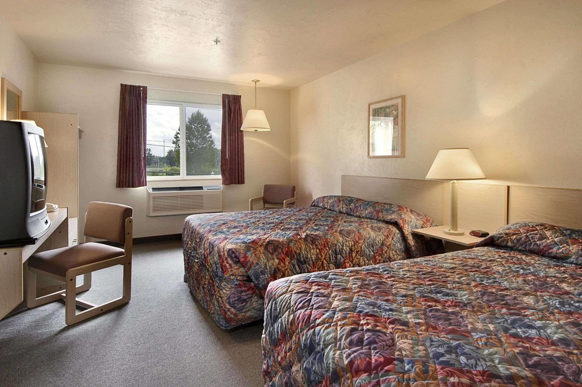 Super 8 By Wyndham Corvallis Exterior photo